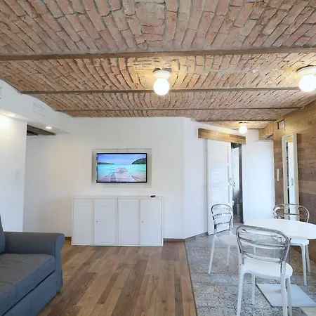 Apartament Villanna Apartman *